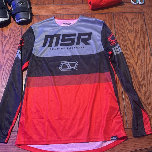 Motorcycle Riding Gear - Picture 3 of 7